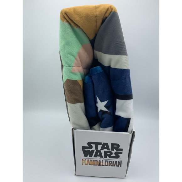 Star Wars Mandalorian "The Child" NEW Weighted Blanket 4.5lbs, NIB - Picture 9 of 9